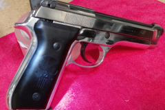 Beretta92SBlackSkull_30