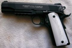 Colt1911PearlWhite_52