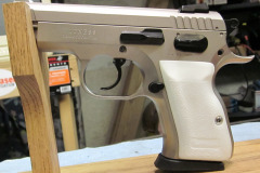 EAAWitnessLargeFrameCompact_38